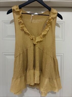Free People Out and About Tank NWOT Large (light golden color)